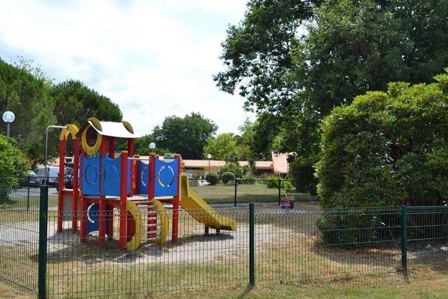 Camping Lou Broustaricq - Maeva Hotel Сангине Екстериор снимка